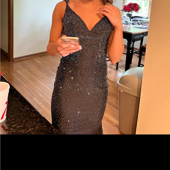 Ellie Wilde Black Formal Dress - Picture 2 of 9